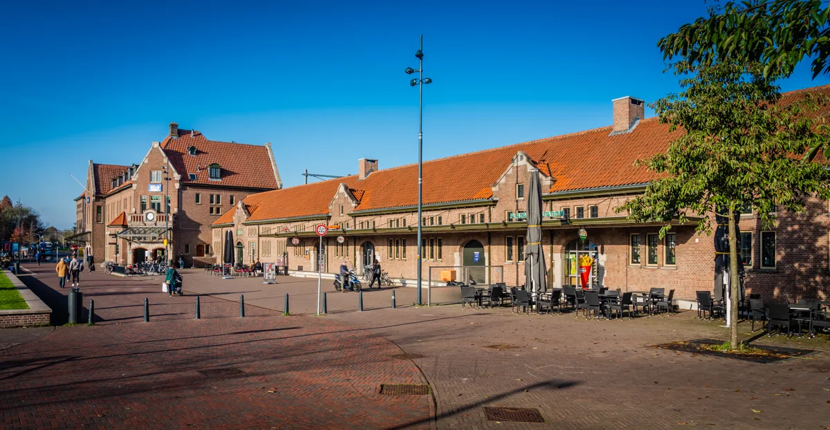 Stationsplein Deventer ingang station